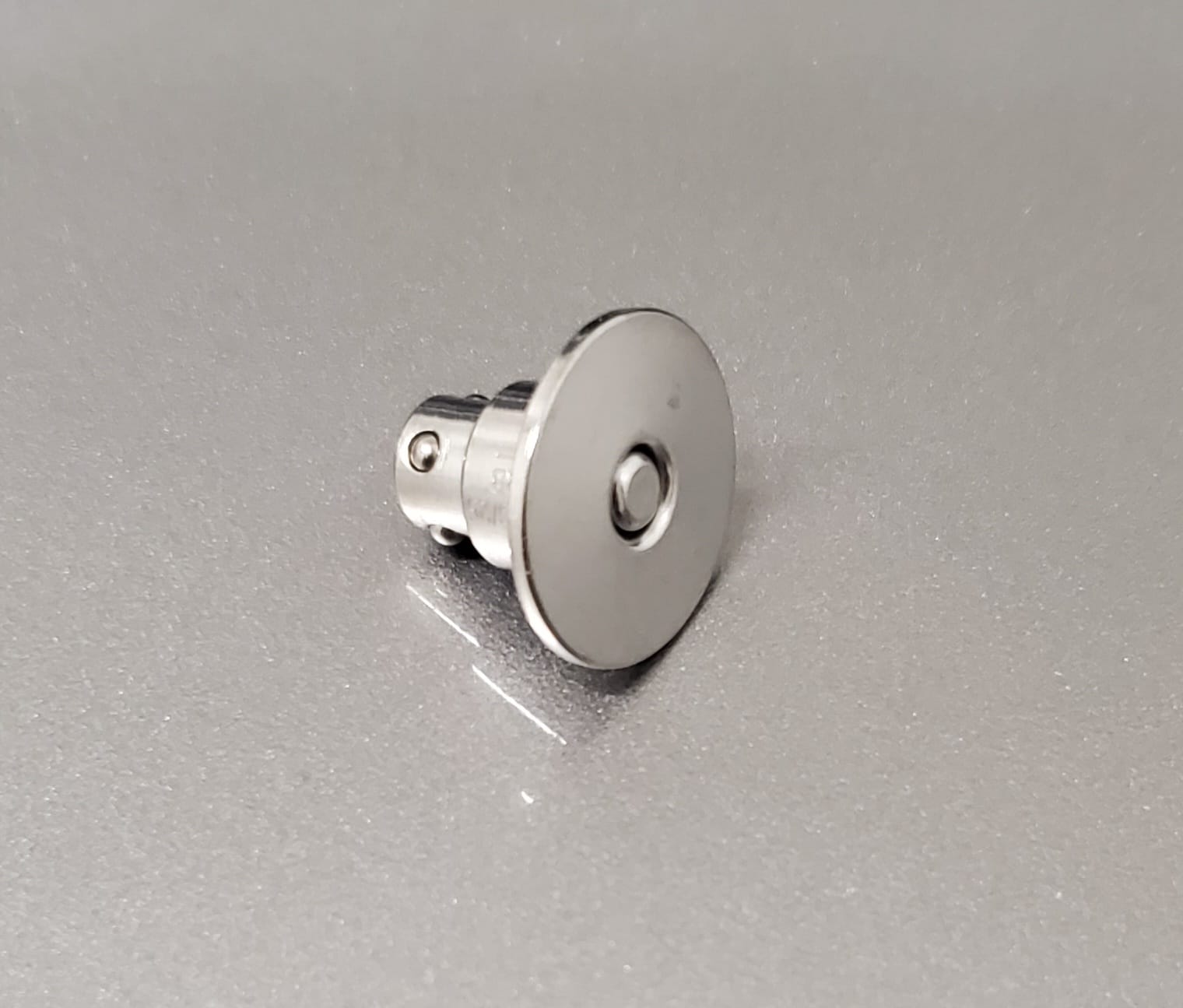 Riddell Axiom Quick Release Micro Pin